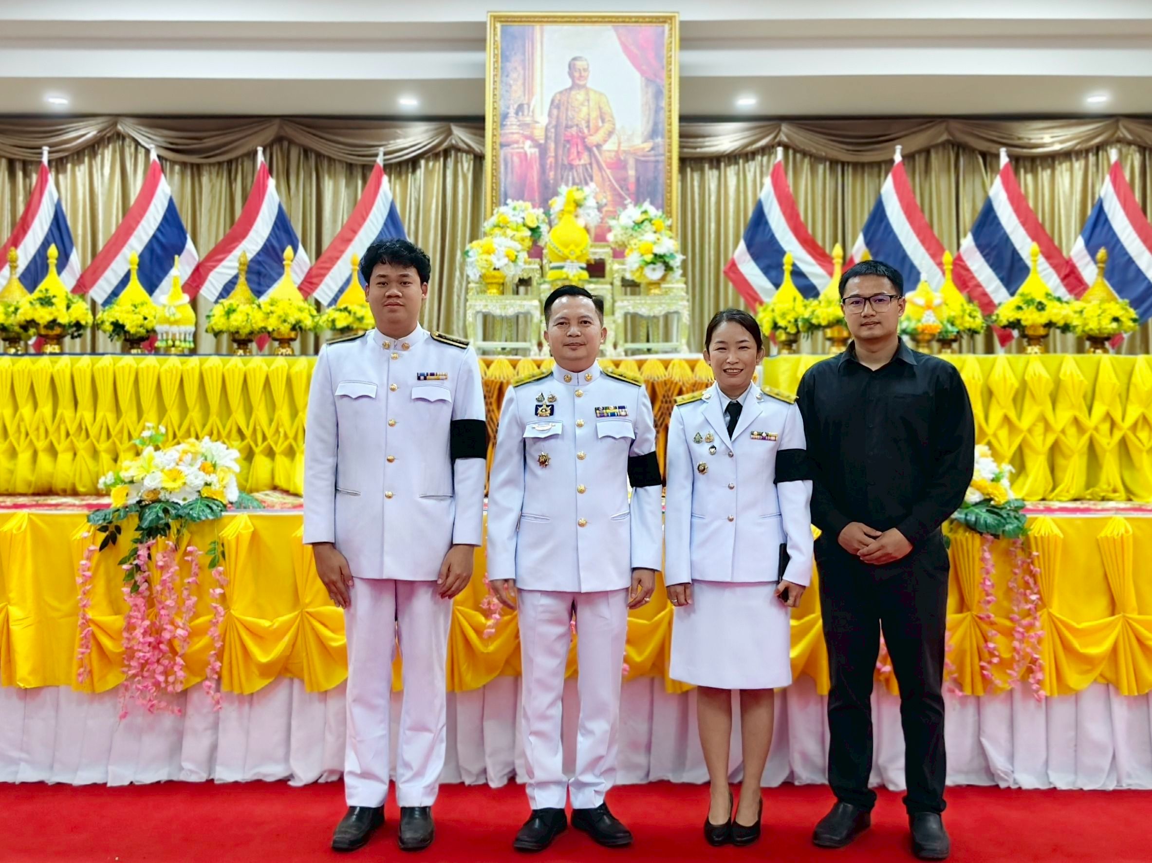 🏡 พช.เวียงแก่น เข้าร่วมพิธีถวายราชสักการะเนื่องใน “วันพระบาทสมเด็จพระพุทธยอดฟ้าจุฬาโลกมหาราช และวันที่ระลึกมหาจักรีบรมราชวงศ์” ประจำปี ๒๕๖๙