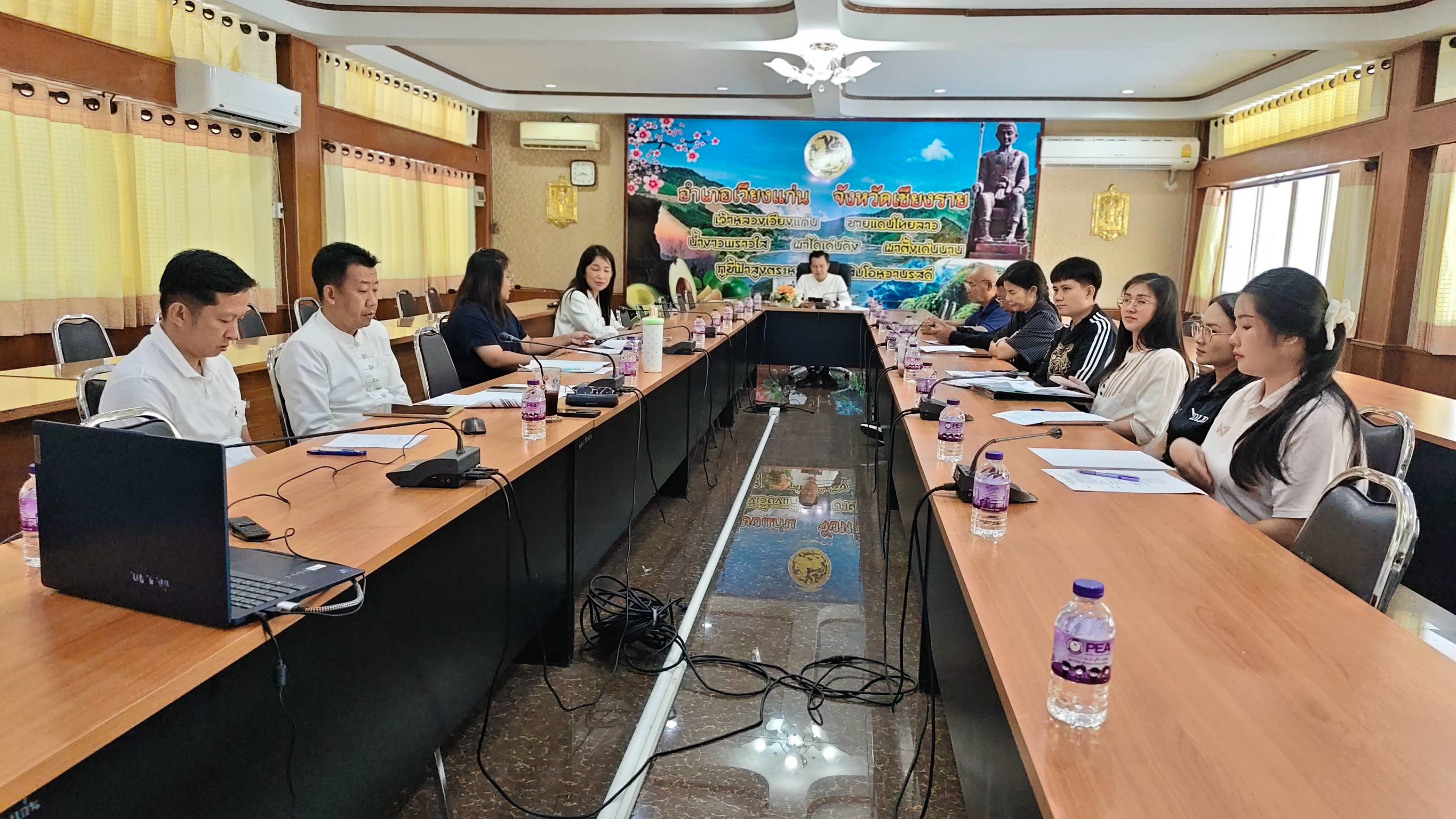 🏡 พช.เวียงแก่น เข้าร่วมประชุมขับเคลื่อน “สวัสดิการแห่งรัฐ ปี 2569” ขานรับนโยบายรัฐบาลเพื่อการพัฒนาชุมชนอย่างแท้จริง